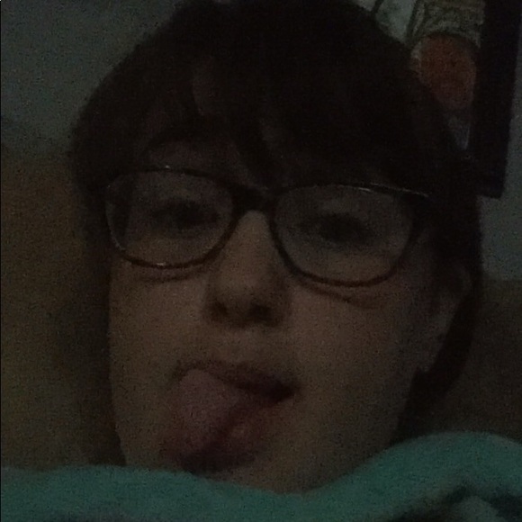 Profile Picture of Neveah Briddick (@neveah_briddick) on Poshmark