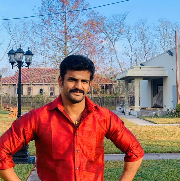 Profile Picture of Vimal Kumar (@snkvimal) on Poshmark