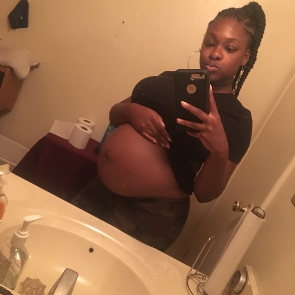 Profile Picture of Antoinette Wallace (@awallace755) on Poshmark