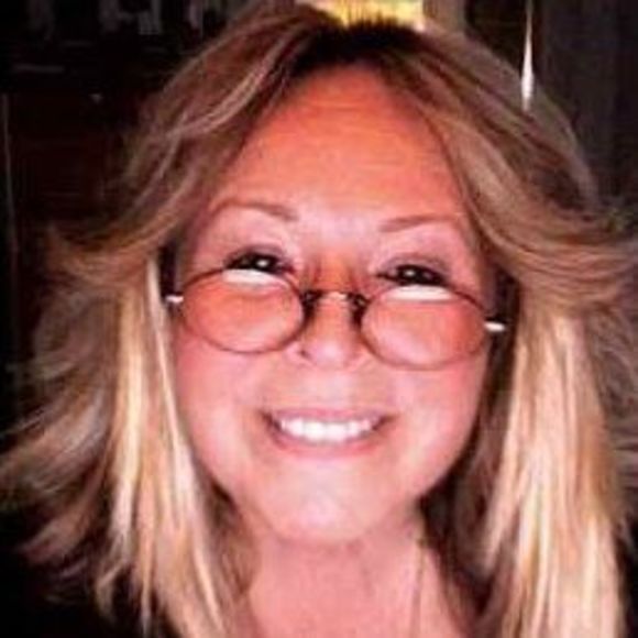 Profile Picture of Cathy Stevenson (@cathystevens206) on Poshmark