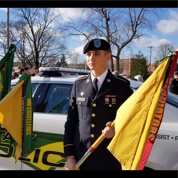 Barry e Forkum - Poshmark Profile Picture of Barry e Forkum (@bforkum) on Poshmark