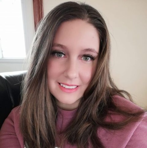 Profile Picture of Jody Oatman (@jodyoatman) on Poshmark