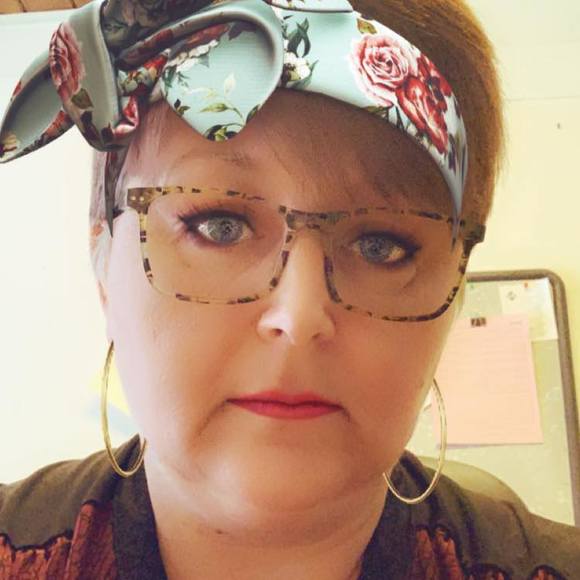Profile Picture of Tamara Hudy (@athudy) on Poshmark