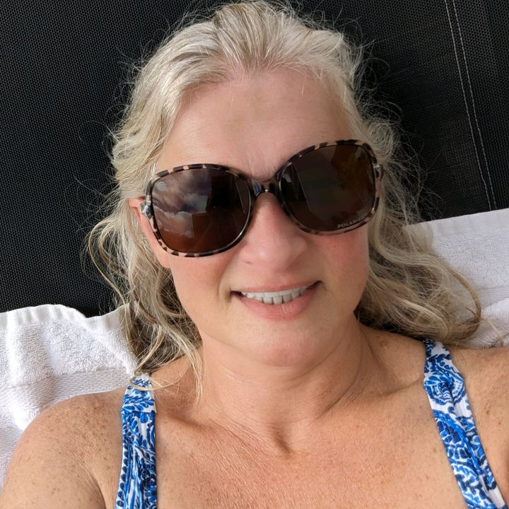 Profile Picture of Jenn (@jennpascale) on Tiktok