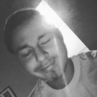 Profile Picture of Brandon Smalley (@QuickRoseBush) on Twitter