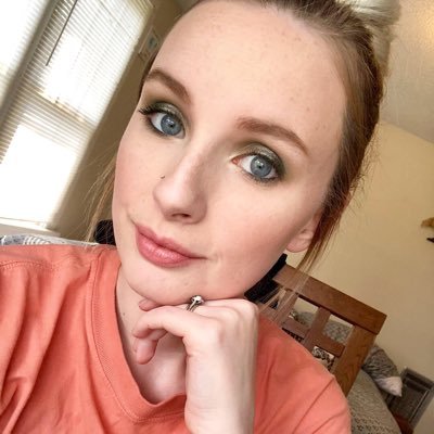 Profile Picture of Katie Blackwell. (@ktleann) on Twitter