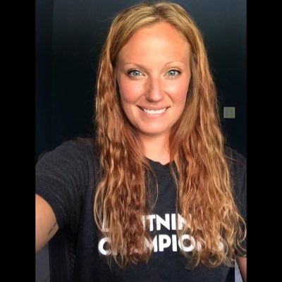 Profile Photo of Kelly Walker (@HeadInTheClowdz) on Twitter