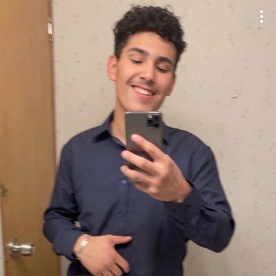 Profile Picture of Adrian (@Adrian_Alex31) on Twitter