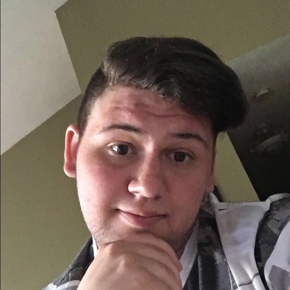 Profile Picture of Colin Doherty (@bacon1625) on Poshmark