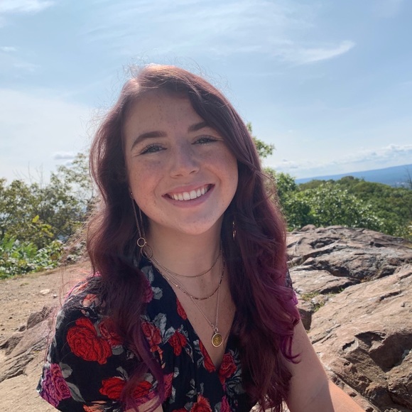 Profile Picture of Jesse Chisholm (@jesse_chisholm) on Poshmark