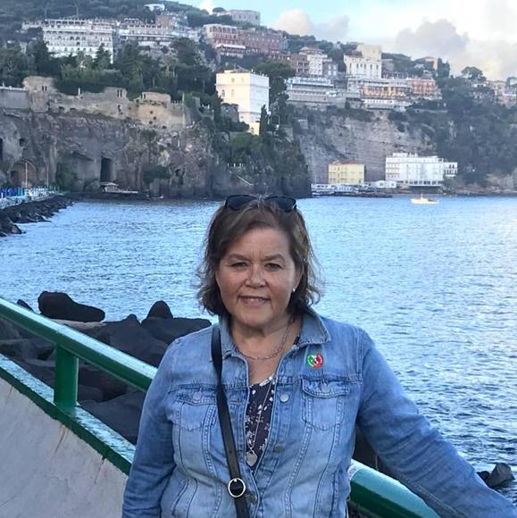 Profile Picture of Jenny Blancato (@jenblanc) on Poshmark