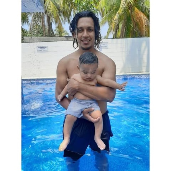 Profile Picture of Jonathan Coreas (@coreas69) on Poshmark