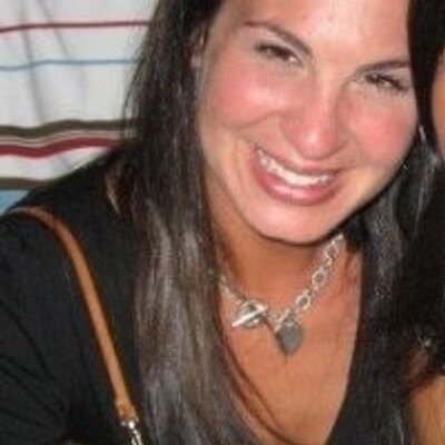 Profile Picture of Lindsey Jo Bloom (@Mnncutie) on Twitter