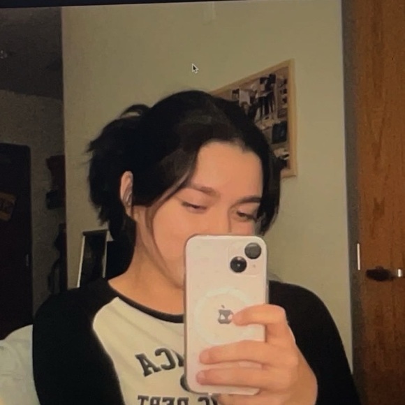 Profile Picture of Jaela Bailey (@jaelabailey) on Poshmark