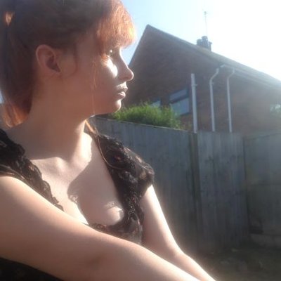 Profile Picture of Lilla Romsics (@lillaromsics) on Twitter