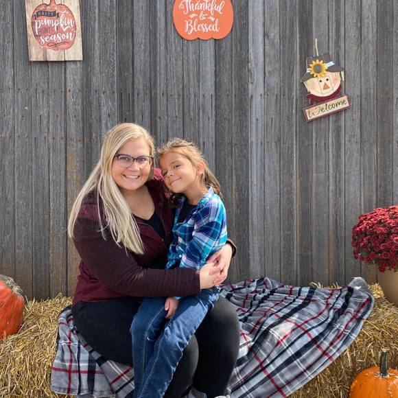 Profile Picture of Jesse Brownell (@jessesbrownell) on Poshmark