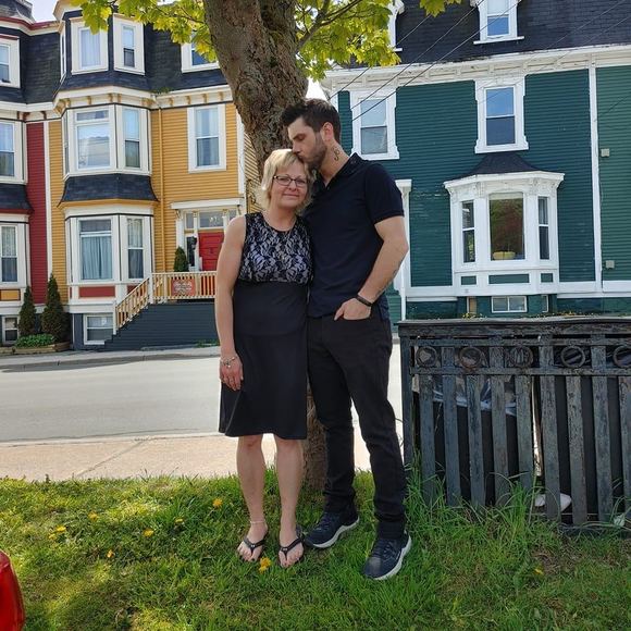 Profile Picture of Joanne Pelley (@joannebarnes83) on Poshmark