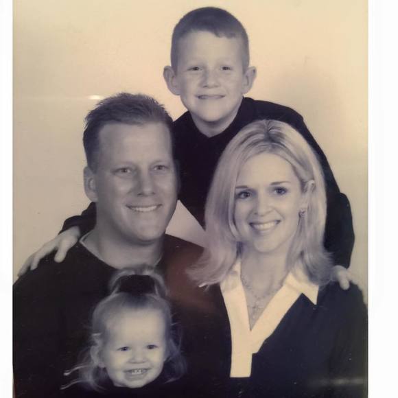 Profile Picture of Shawn Thompson (@shawn22thompson) on Poshmark