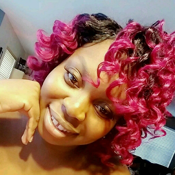 Profile Picture of Jasmine Clark (@mackjc2012) on Poshmark