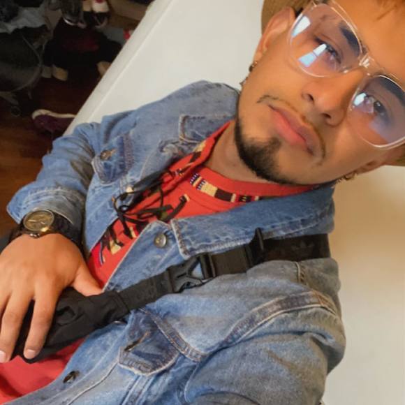 Profile Picture of Dany Ramírez (@dany1999r) on Poshmark