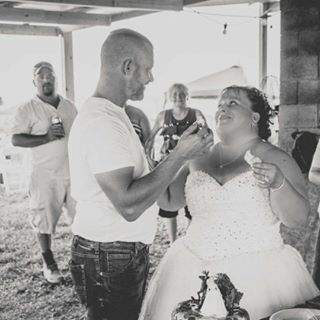 Profile Picture of Elizabeth Brown (@liz110327) on Facebook