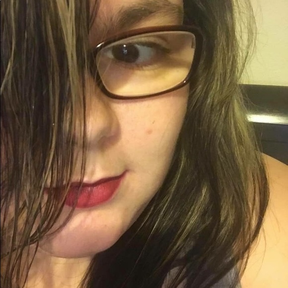 Profile Picture of Chasity Fisher (@cfisher2017) on Poshmark