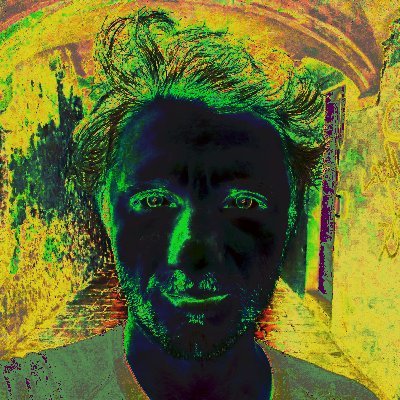 Profile Picture of Sarven Capadisli (@csarven) on Twitter