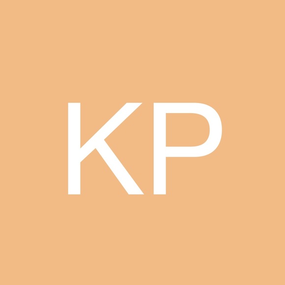 Profile Picture of Kristin Post (@kmsp387) on Poshmark