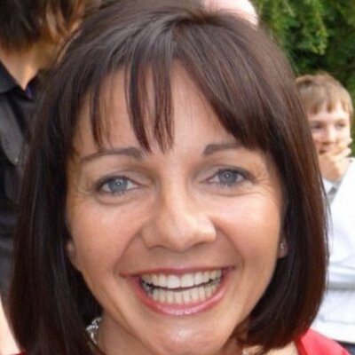 Profile Picture of Ruth Coffey (@ruthiecof) on Twitter