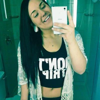 Profile Picture of Kelli Foss  ✨ (@kiwifoss) on Twitter