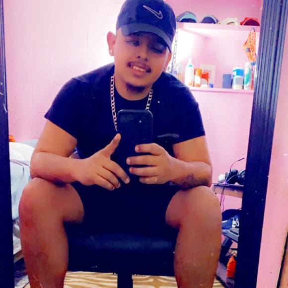 Profile Picture of Jaime Benitez (@jaimejrb67) on Poshmark