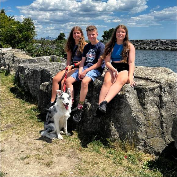 Profile Picture of Bill Foster (@billfoster110) on Poshmark