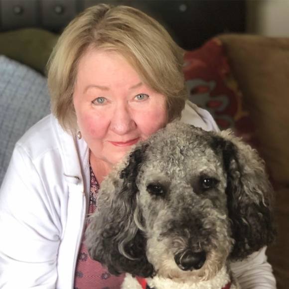 Profile Picture of Charlynn Bubanje (@charlynnbubanje) on Poshmark