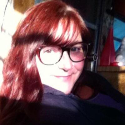 Profile Picture of Laurie Bradley (@PPinkFFlamingo) on Twitter