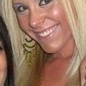 Emily Lorenzen - Myspace Profile Picture of Emily Lorenzen (@marydrivesmecrazy) on Myspace