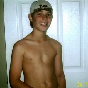 Grant Estes - Myspace Profile Picture of Grant Estes (@yz852stroke) on Myspace