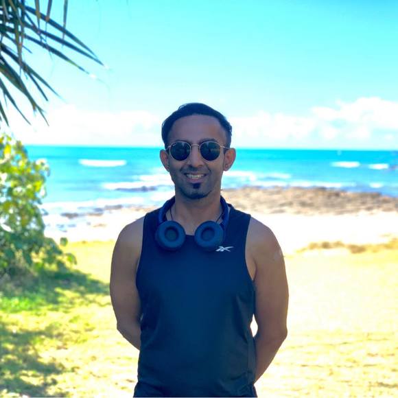 Profile Picture of Haris Ahmed (@haris_ahmed) on Poshmark