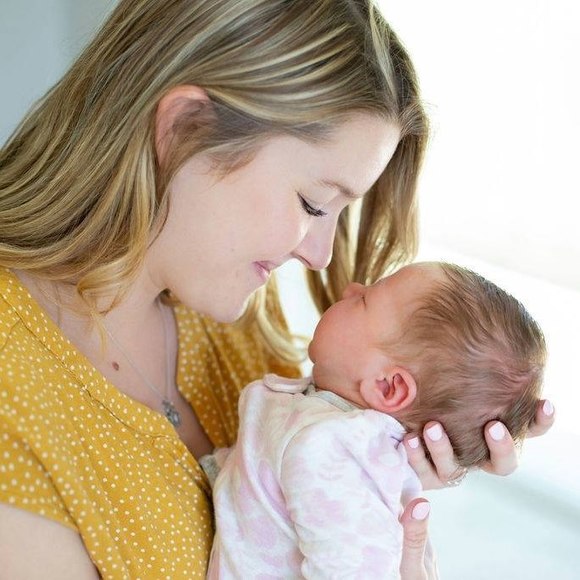 Hannah Botham - Poshmark Profile Picture of Hannah Botham (@hannigus) on Poshmark