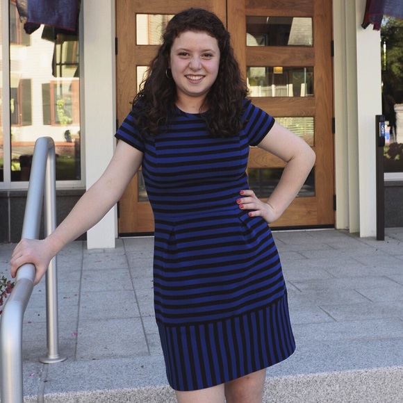 Profile Picture of Rachel Levitt (@rachellevitt) on Poshmark