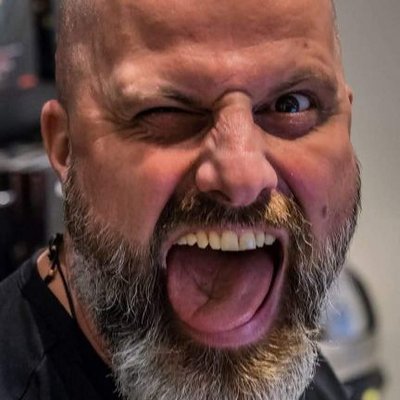 Profile Picture of Ray De Waard (@waard_irving) on Twitter