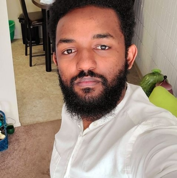 Profile Picture of Ezana Gebeyehu (@ezanagebeyehu) on Poshmark