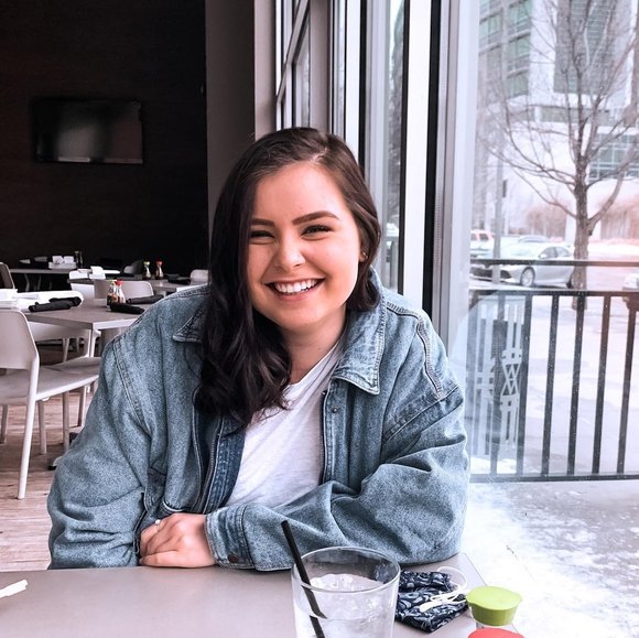 Profile Picture of Rebecca Kisicki (@rkisicki) on Poshmark