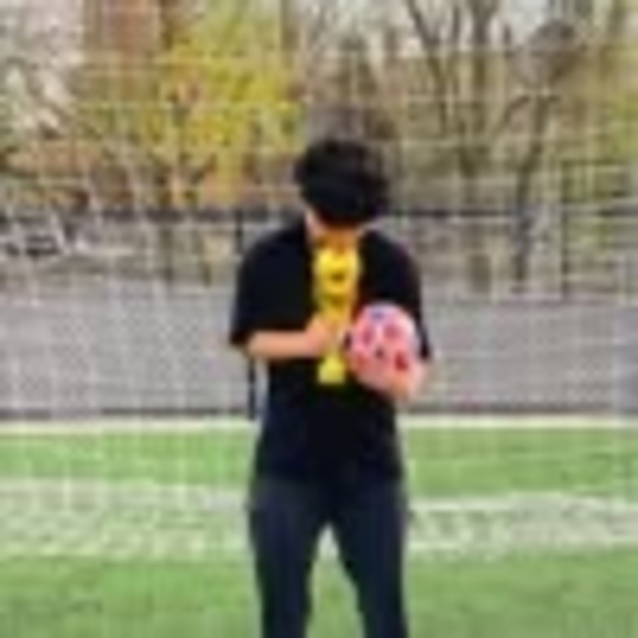 Profile Picture of Juan Ángulo (@angulojuan815) on Poshmark