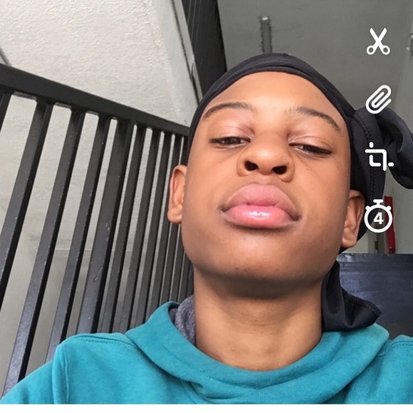 Profile Picture of Dumond Wedgeworth (@soufsidebaby) on Poshmark