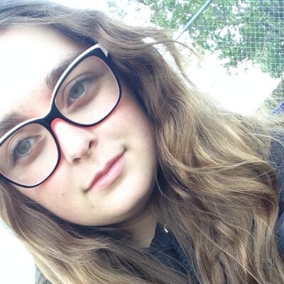Profile Picture of Mackenzie Floyd (@@MiniMack2014) on Twitter