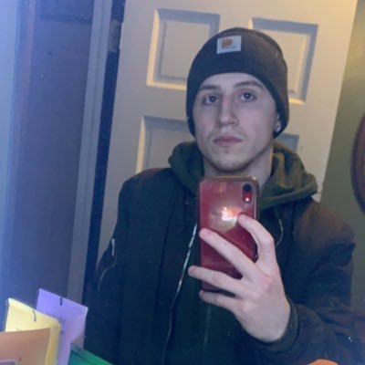 Profile Picture of Mike Decker (@Decker18Mike) on Twitter