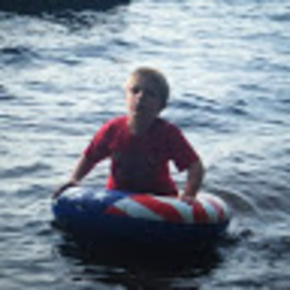 Profile Picture of Joe Kocsis (@20joek) on Poshmark