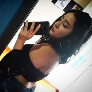 Profile Picture of Jandra Va (@eli.vaay) on Facebook