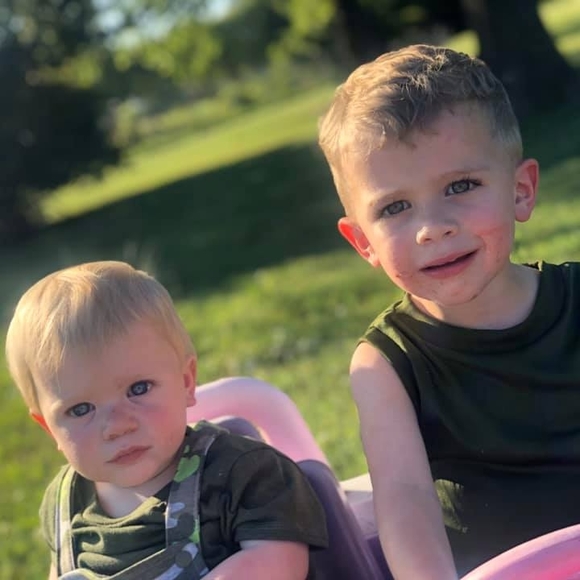 Profile Picture of Rose Lucas (@cnrforever2014) on Poshmark