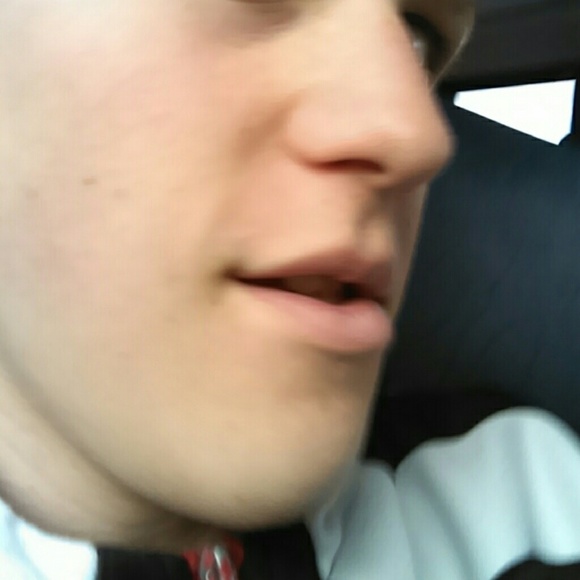 Profile Picture of Calob Warrington (@warring908) on Poshmark